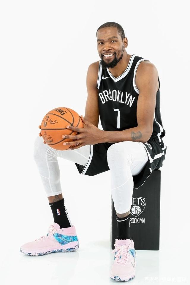 到莱万多夫 到莱万多夫