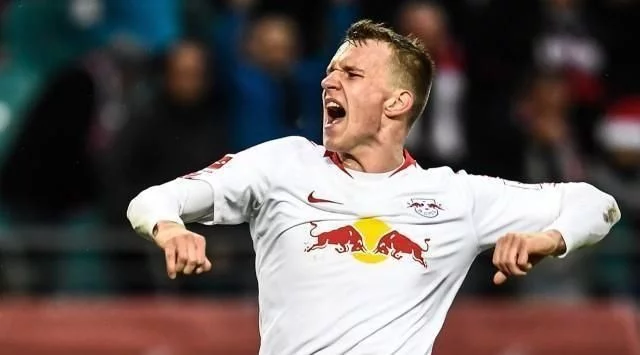 级组中取得 级组中取得